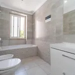 Апартаменты Houze Four Bedroom Near Zoo Лиссабон